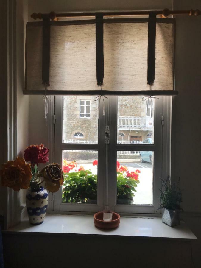 Apartament Le Petit Logement Pré-en-Pail Zewnętrze zdjęcie
